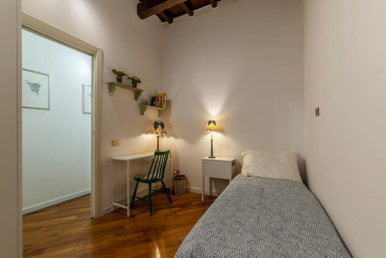 Rione Monti & Cavour Apartment Rom Exteriör bild