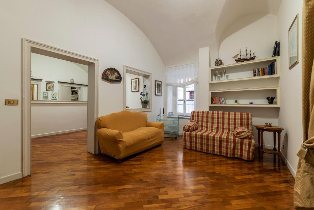 Rione Monti & Cavour Apartment Rom Exteriör bild