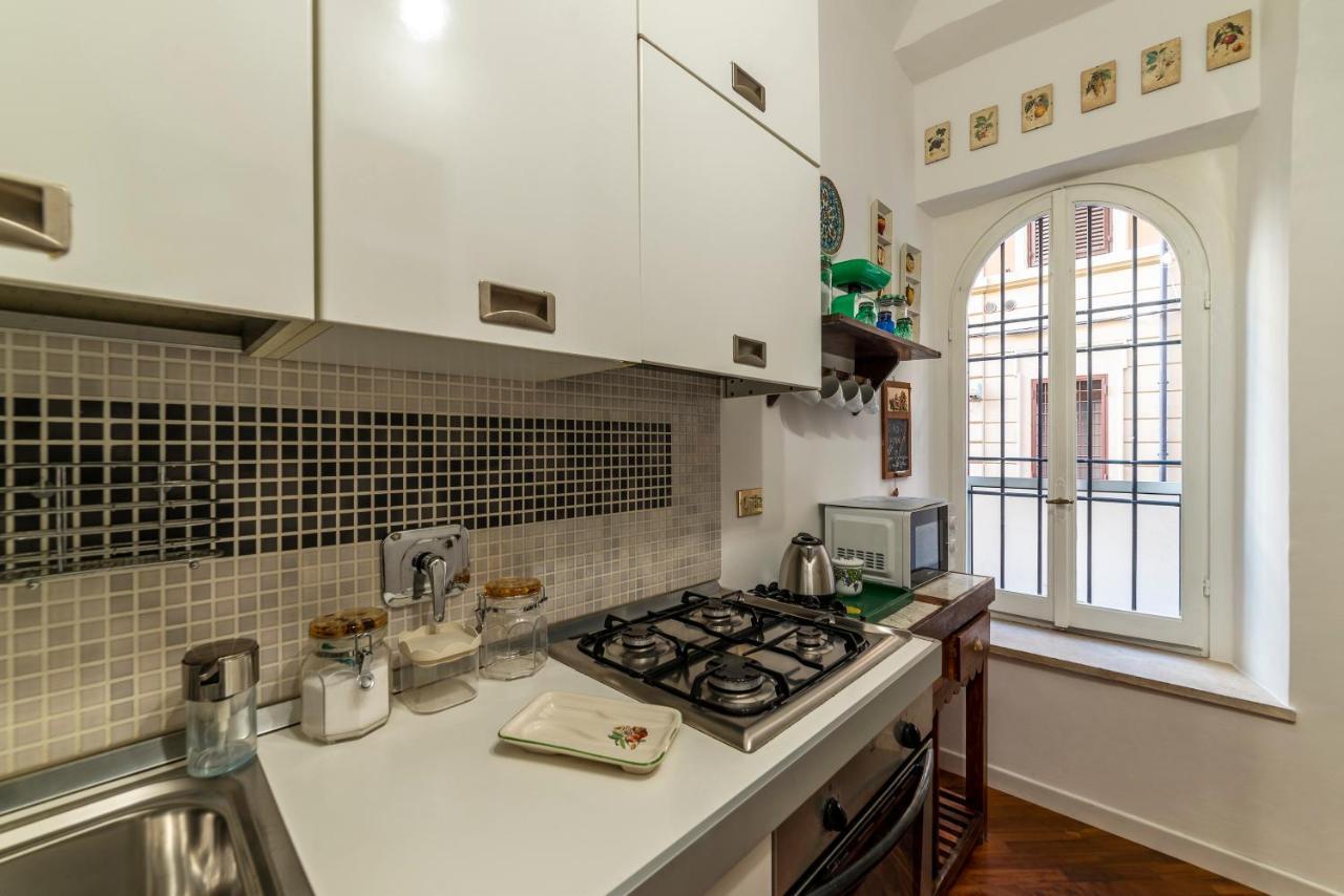 Rione Monti & Cavour Apartment Rom Exteriör bild