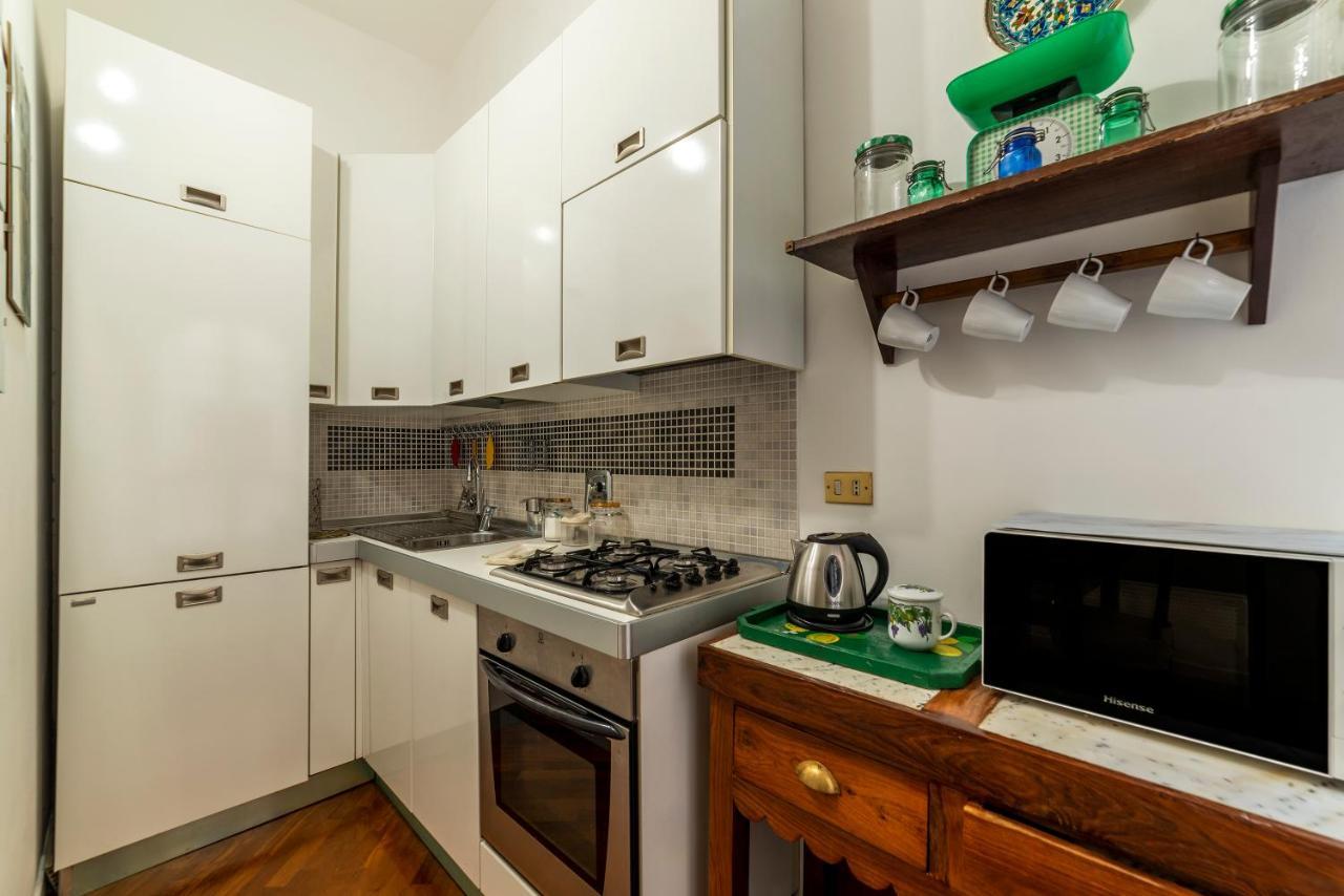 Rione Monti & Cavour Apartment Rom Exteriör bild
